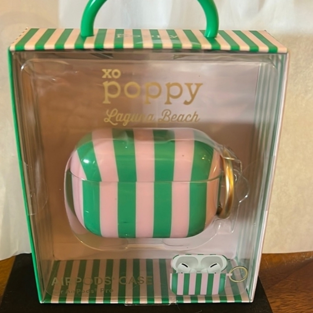 🩷▪️ XO Poppy ▪️Laguna Beach 🏝️ AirPods Pro Case